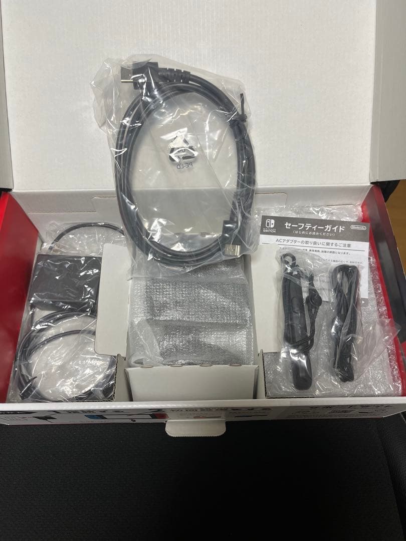 Nintendo Switch 本体 バッテリー強化版 SDカード128GB付き