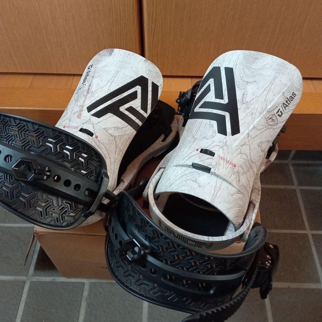美品:ユニオンスノーボード ビンディング