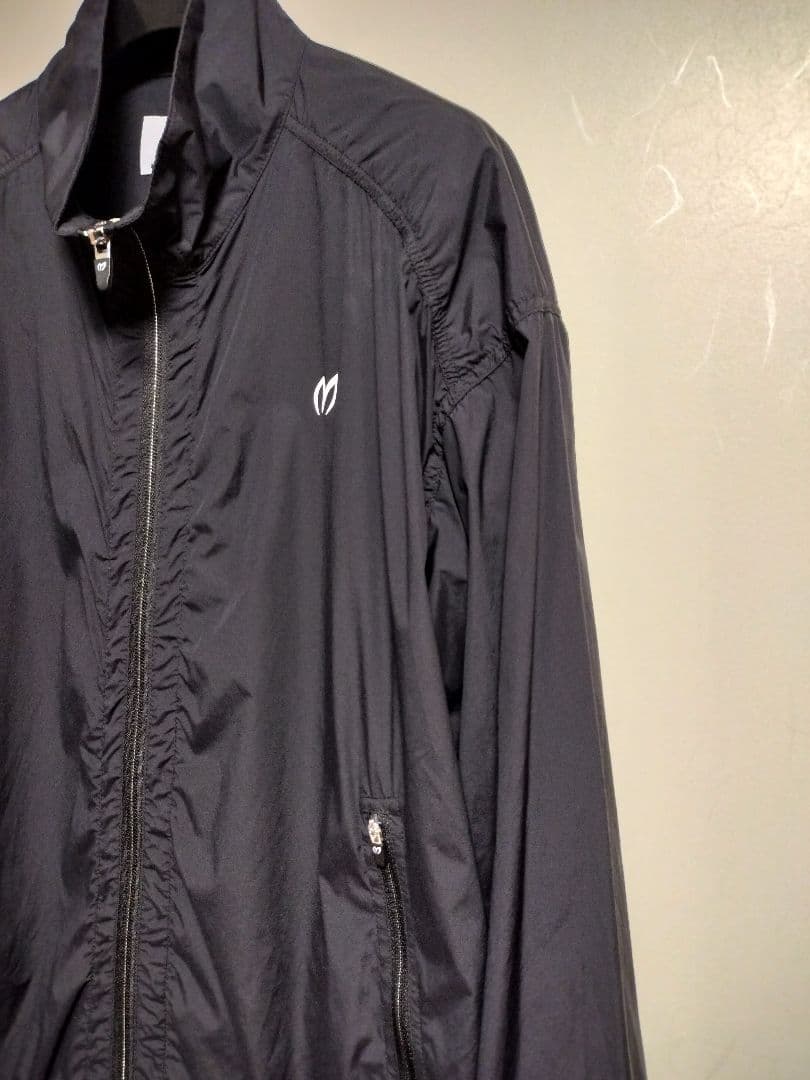 マスターバニーエディション フルジップナイロンジャケット　サイズ4