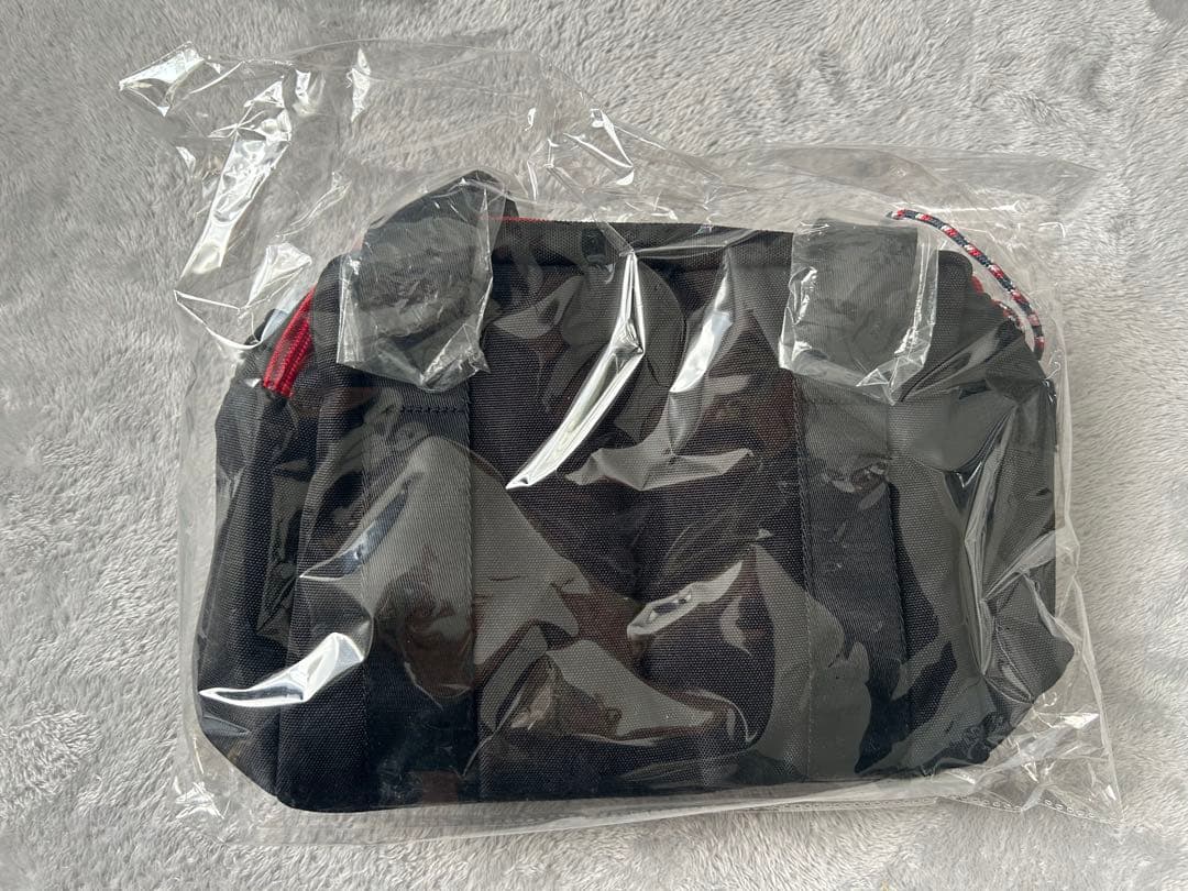 【新品未使用】トミーヒルフィガーゴルフ　ラウンドバッグ ダブルジッパー