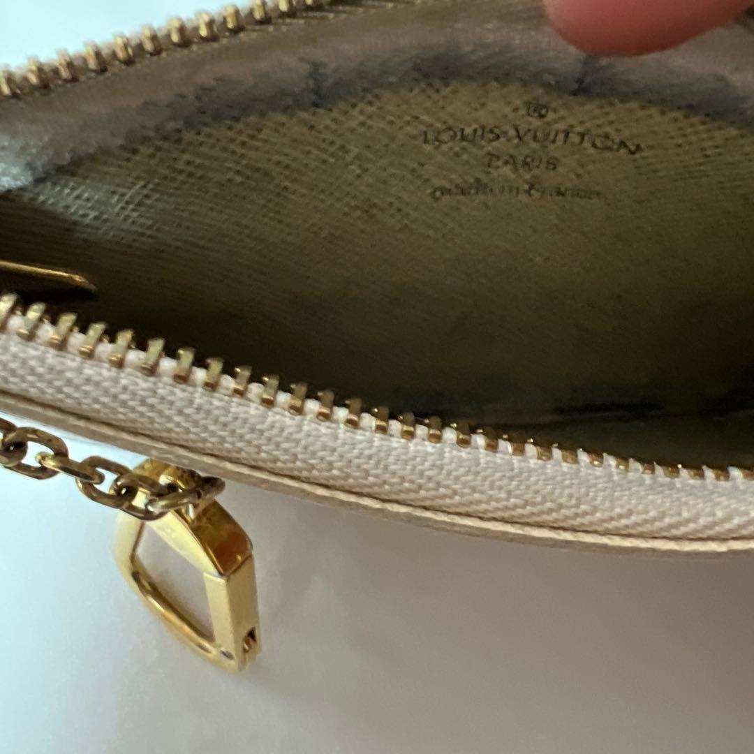 ルイヴィトン　アズール　ポシェットクレ