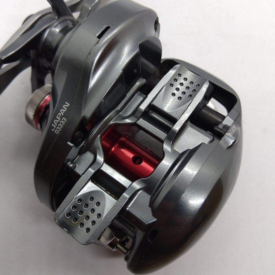 シマノ クロナークCI4+ 150HG 右ハンドル ベイトリール 中古品