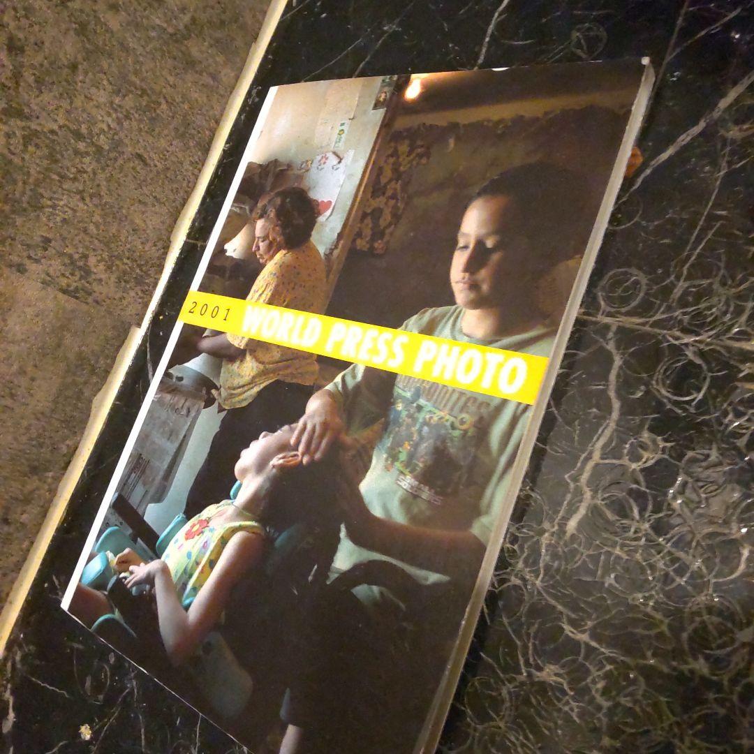 2001 WORLD PRESS PHOTO 洋書 報道写真 写真集