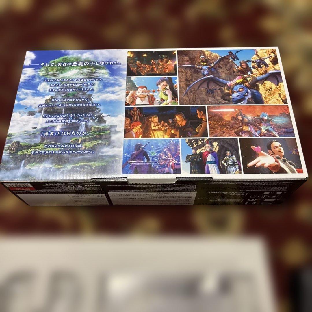 Nintendo Switch ロトエディション 付属品完備　ジョイコン交換済