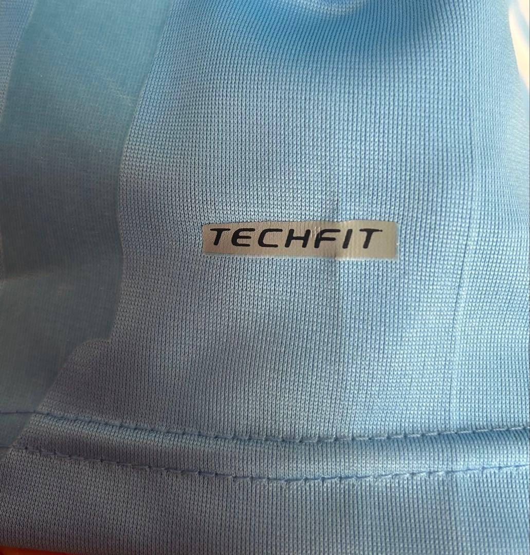 アルゼンチン代表 選手用TECHFIT 2010ワールドカップTEVEZ