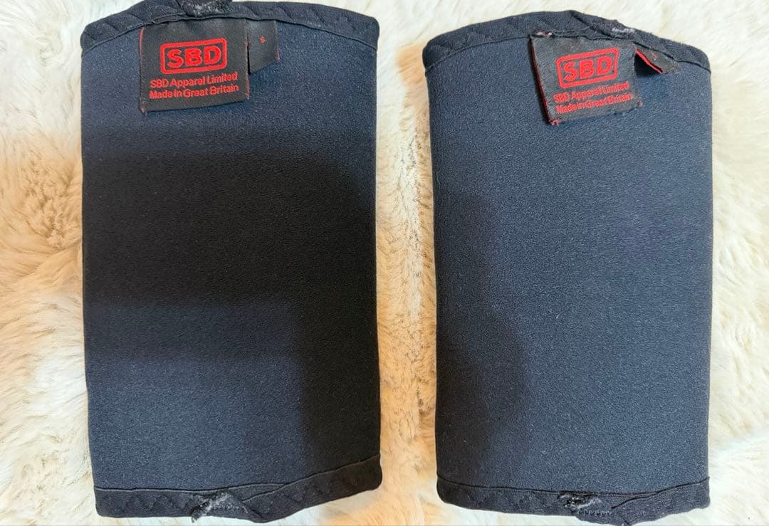 正規品ＳＢＤエルボースリーブ　美品