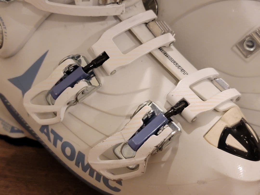 スキー ATOMIC HAWX PRIME 90 W 24.5cm