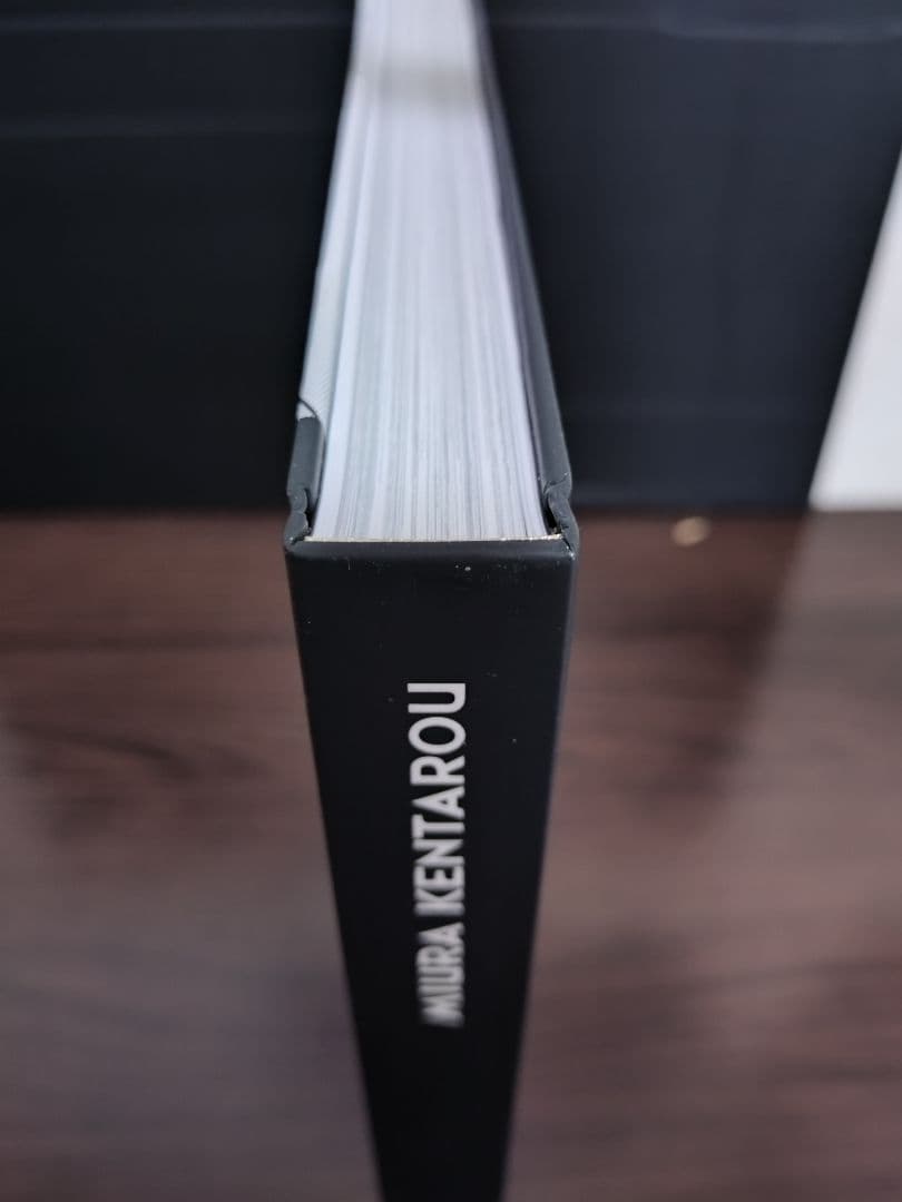 THE ARTWORK OF BERSERK　大ベルセルク展公式イラストブック