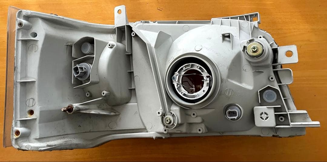 ハイエース 200系 1型　2型 ヘッドライト　社外品　インナーブラック