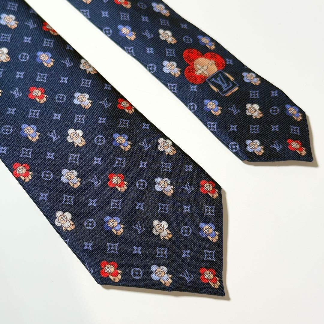 【ほぼ未使用】 ルイヴィトン モノグラム ネイビー系 ヴィヴィエンヌ ネクタイ