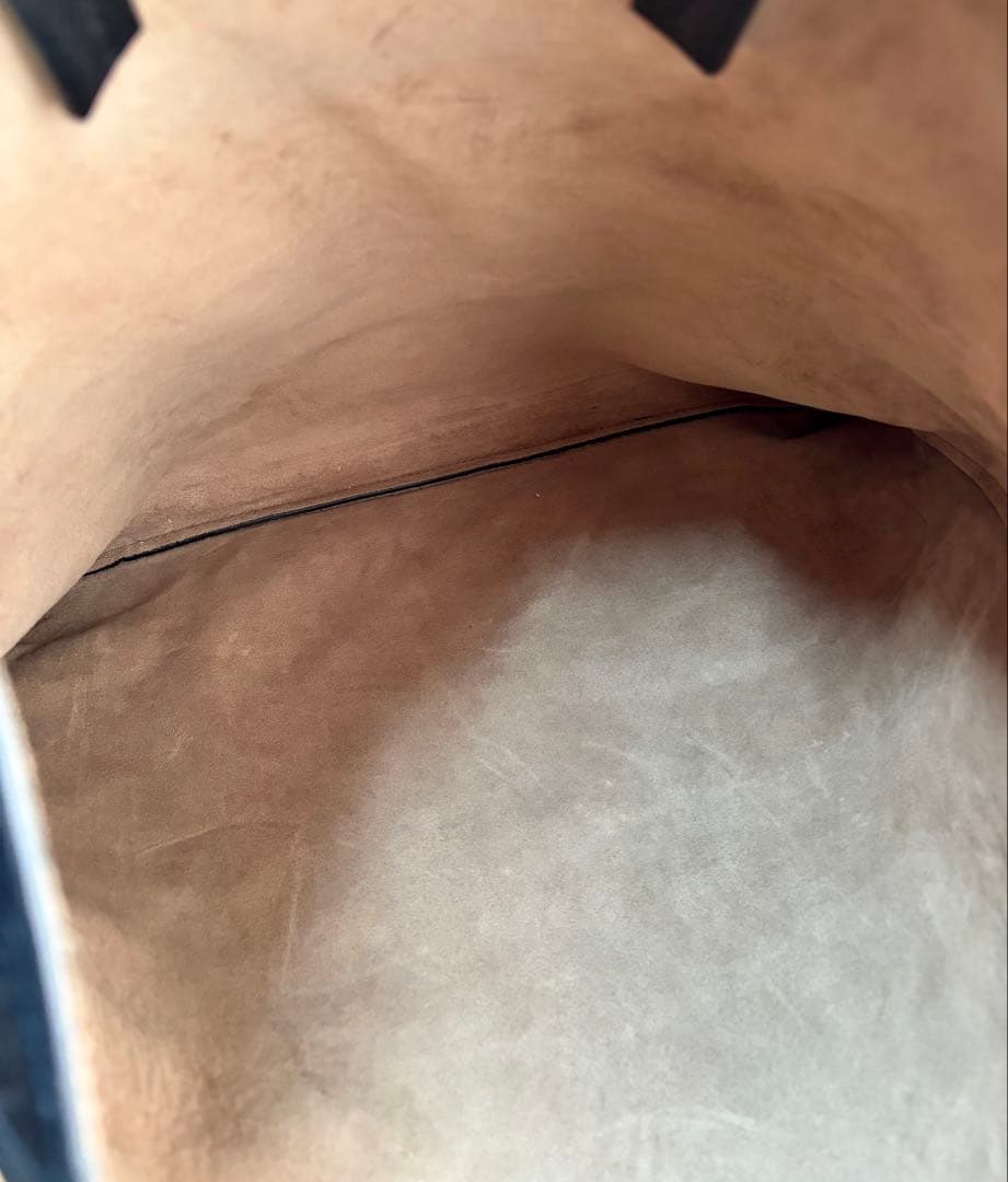 美品　フェラガモバッグ