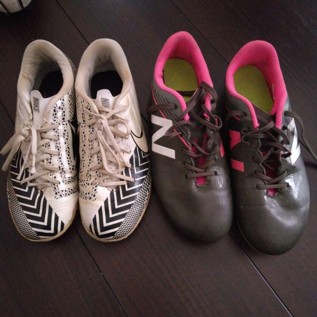 サッカーシューズ　スパイク　トレシュー　ナイキ　アディダス　ミズノ　アシックス