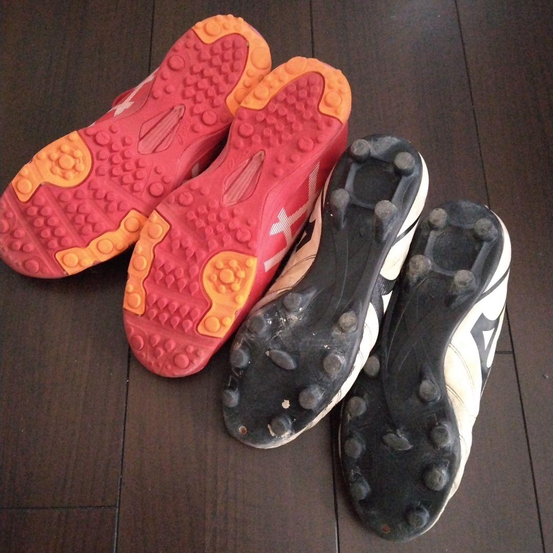 サッカーシューズ　スパイク　トレシュー　ナイキ　アディダス　ミズノ　アシックス