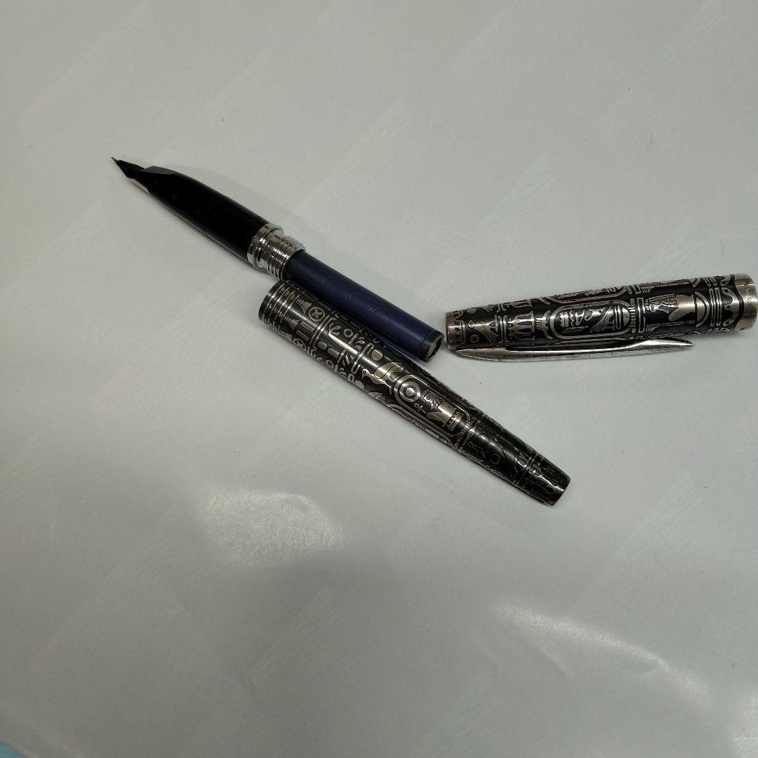 セーラ　万年筆　エジプト柄　シルバー　黒軸中央付近全周ヒビあり