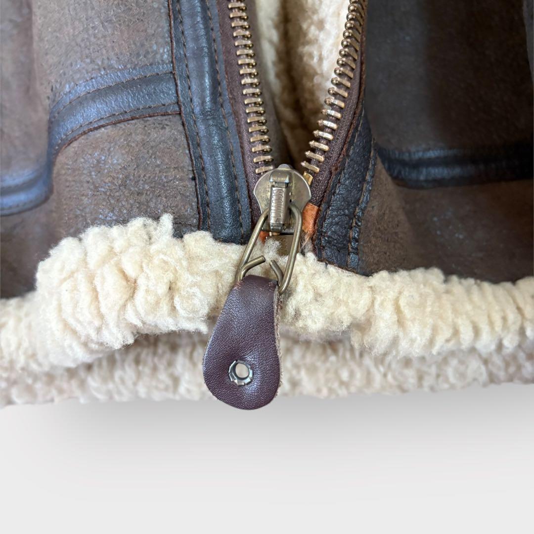 XLサイズ AVIREX B-3 リアルムートン フライトジャケット　42号　茶