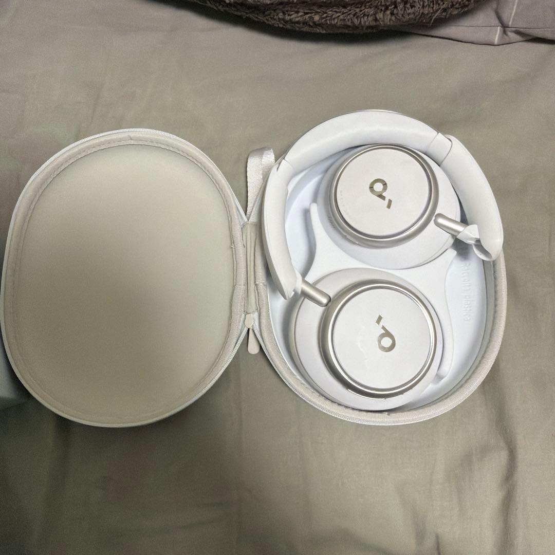 Ankerアンカー　soundcore space Q45 ヘッドホン 白