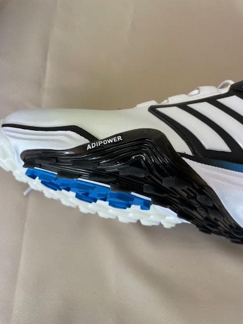 新品 アディパワー 26 ワイド スパイクレス ゴルフシューズ 29cm