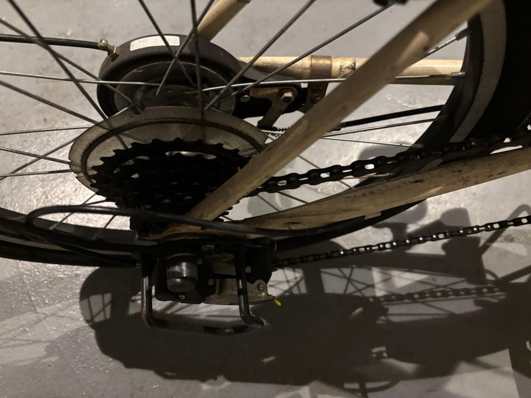 丸石サイクル「ROXY」折りたたみ自転車 20インチ 6段変速