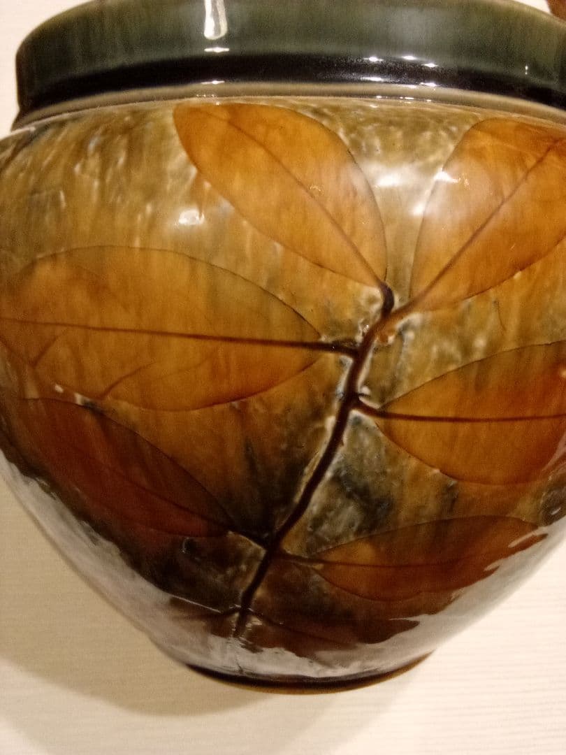 イギリス ロイヤルドルトン 1910年代 葉文壺 キズ有り