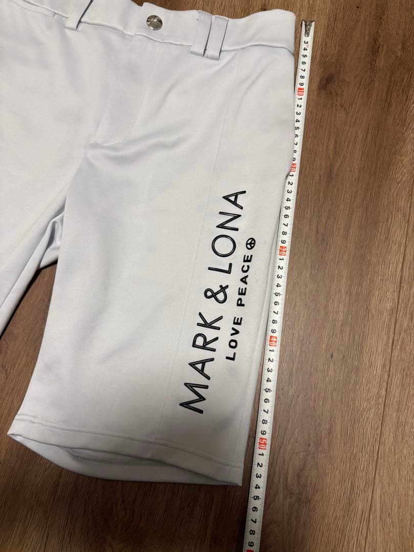 MARK & LONA ホワイトパンツ LOVE PEACE®