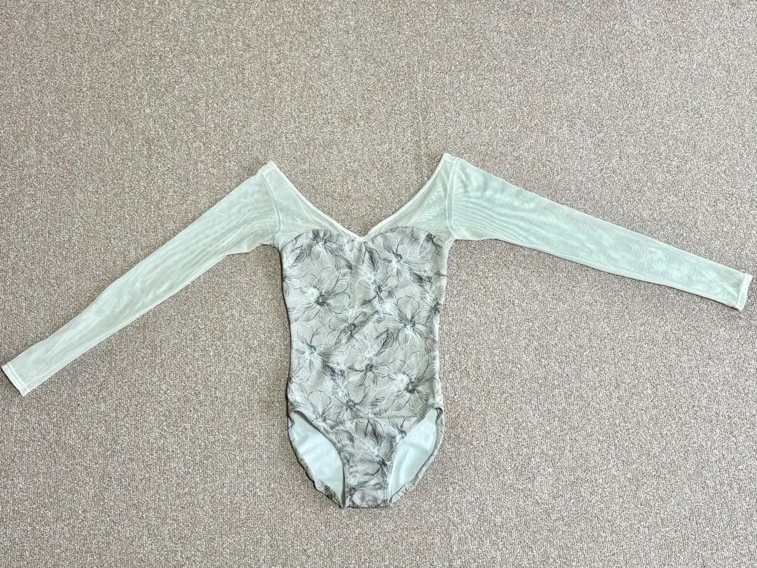 【kaori】stina 花柄 長袖レオタード