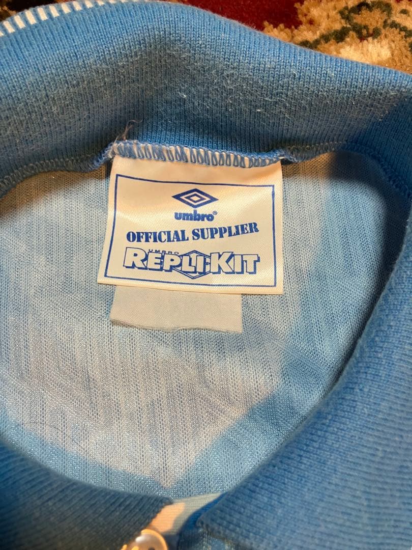 【3連休限定価格】ナポリ サッカーシャツ Umbro Voilello