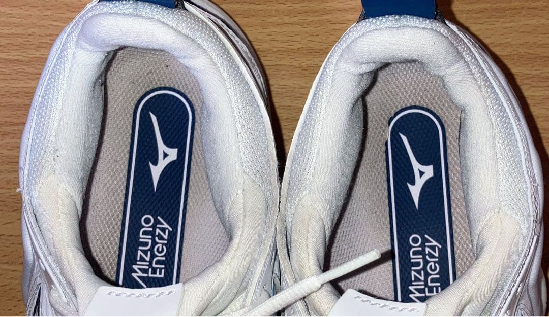 ★MIZUNO WAVE MOMENTUM 3 ミズノ ウエーブモーメンタム 3