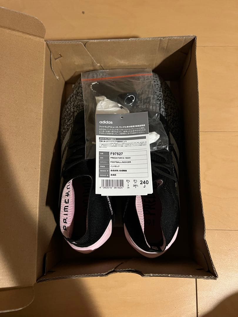 サッカースパイク【adidas 美品】PREDATOR19.1SGW 24.0㎝