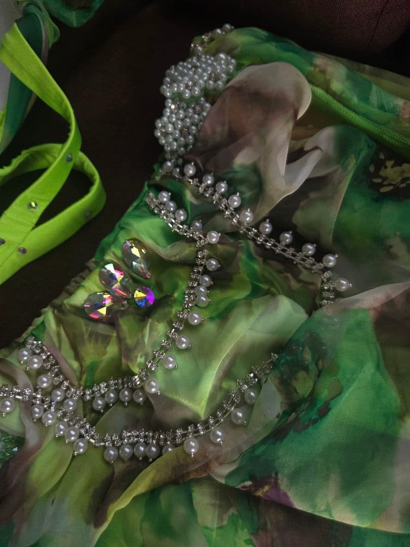 【値下げ】ベリーダンス衣装　オリエンタル　緑　グリーン　ブラ　スカート